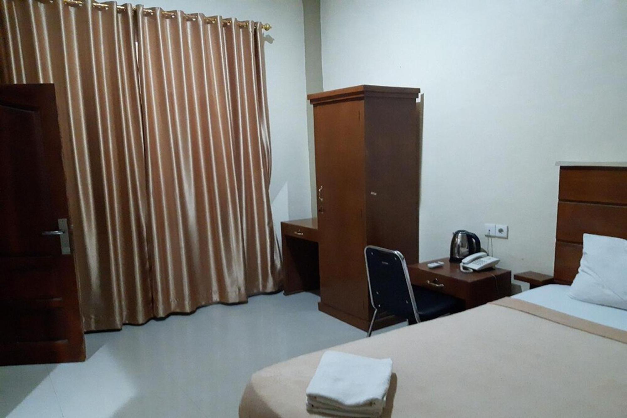 Minang Jaya Hotel Syariah Lubukalung Buitenkant foto