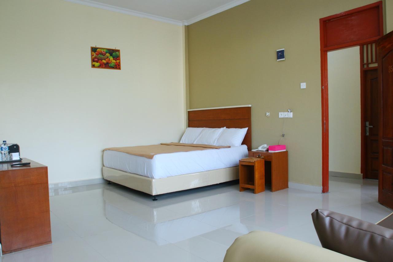 Minang Jaya Hotel Syariah Lubukalung Buitenkant foto